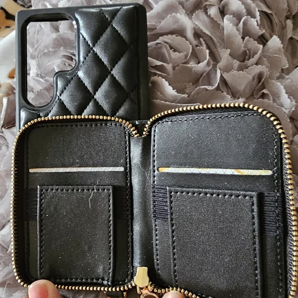 CUSTYPE Galaxy S23 Ultra Black Quilted Phone Case with Gold Zipper and Add Ons - Picture 3 of 11